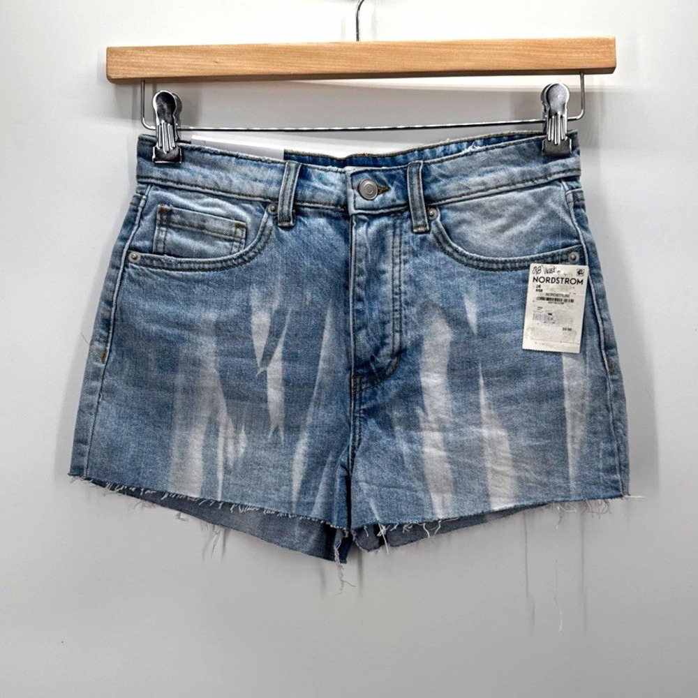 BP. Be Responsible Light Wash Blue Denim Cutoff Shorts 26 Mid Rise 5-Pocket
